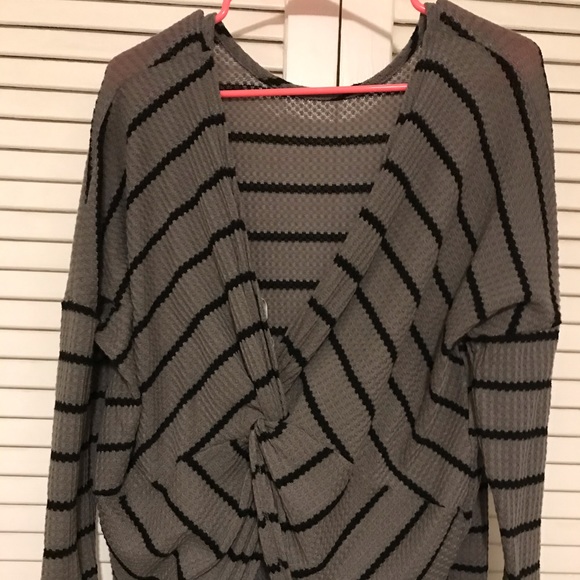 Carly Jean Top - Picture 2 of 2